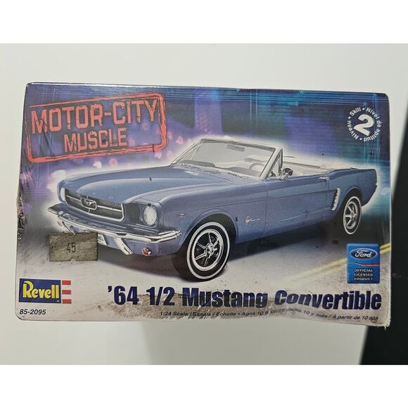 1964 1/2 Mustang Convertible MODEL - Picture 3 of 4